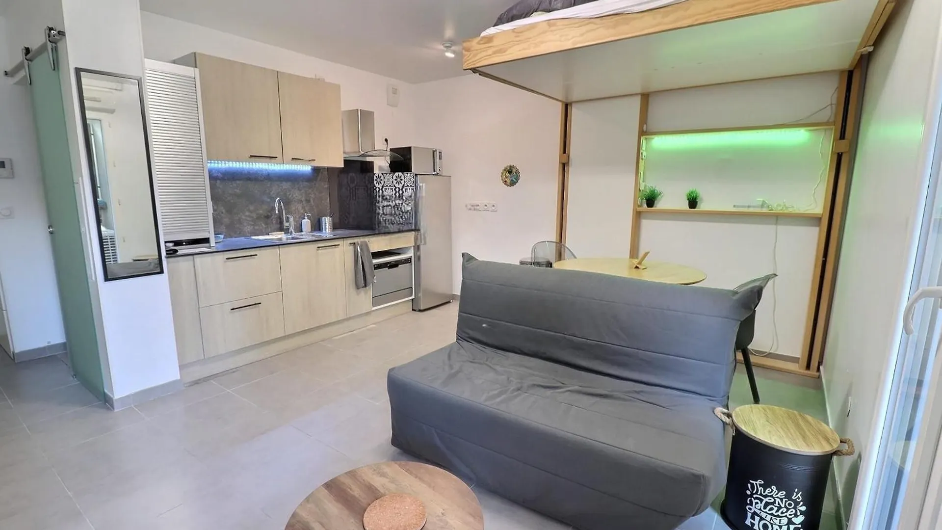 Nice Studio Next To The Beaches Of Marseille